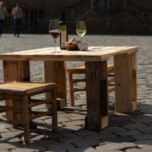 Lounge Tisch “Leggero” aus  Palettenholz